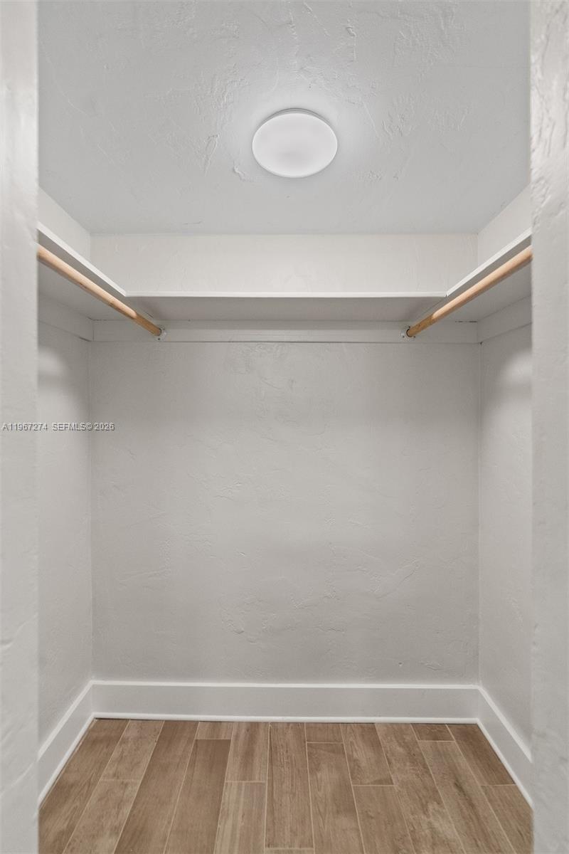 VILLA CAPRI CONDO - Residential