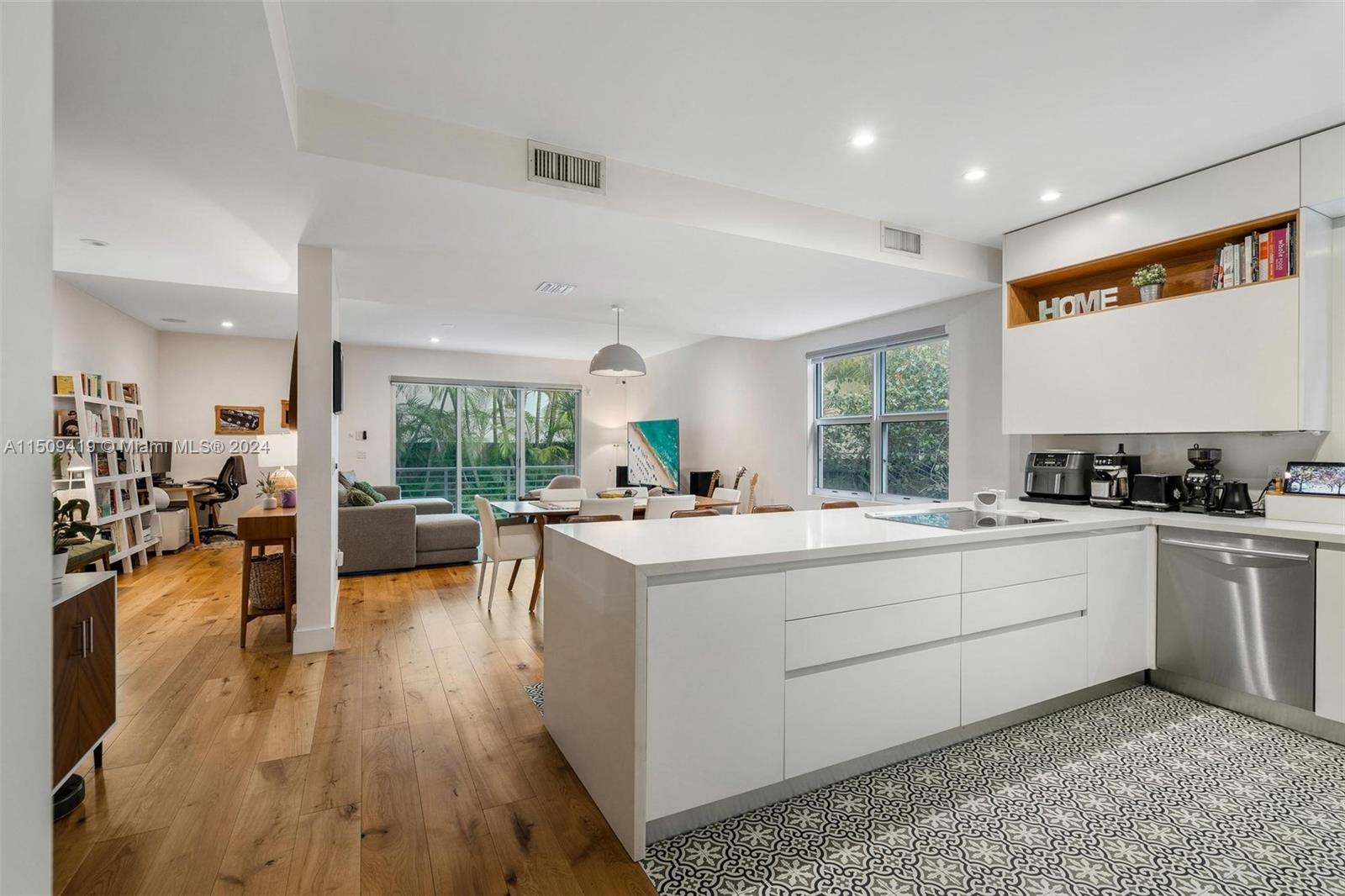 TANGERINE SUB - Residential