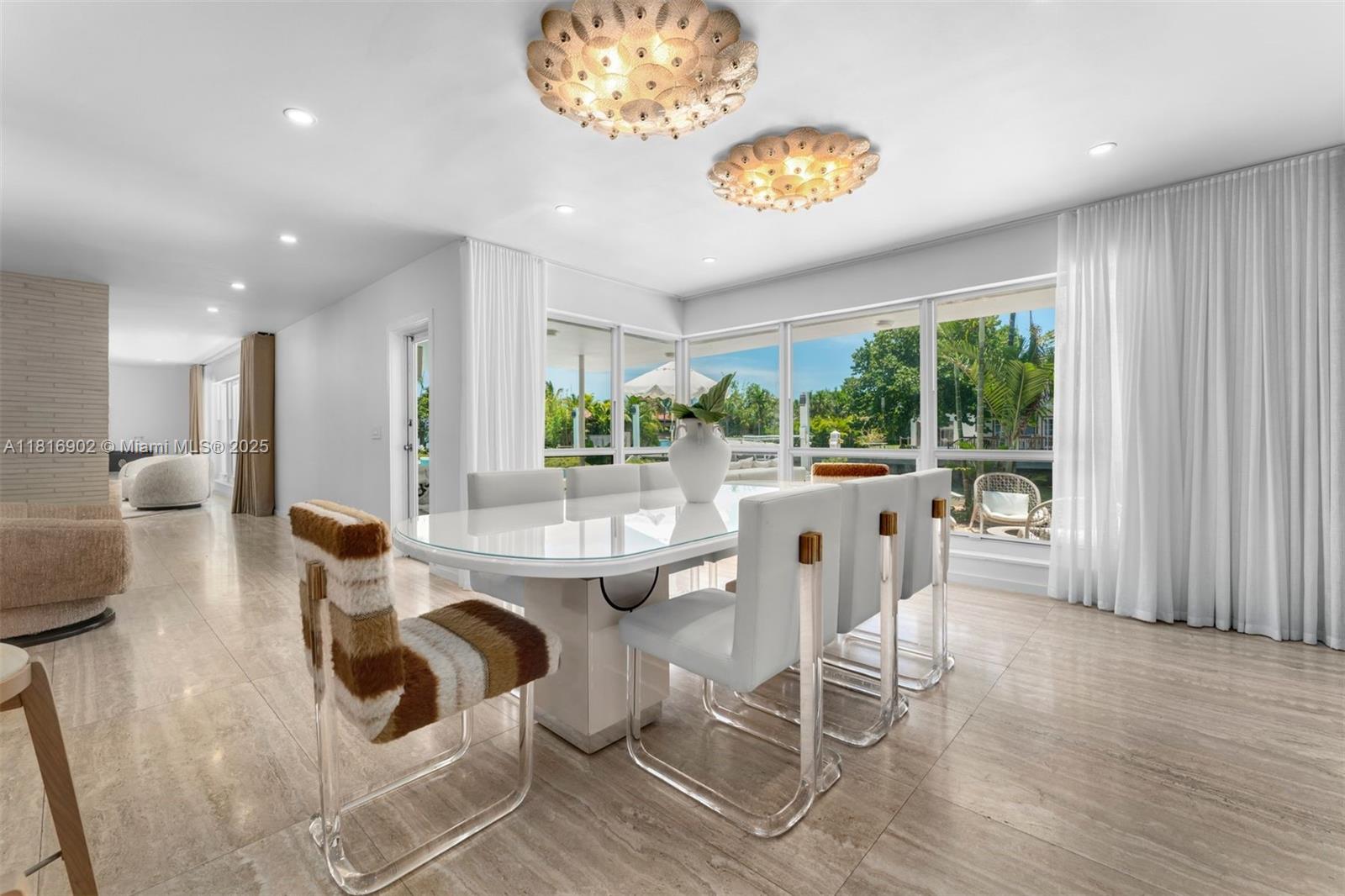 DAVIS HARBOR - Residential