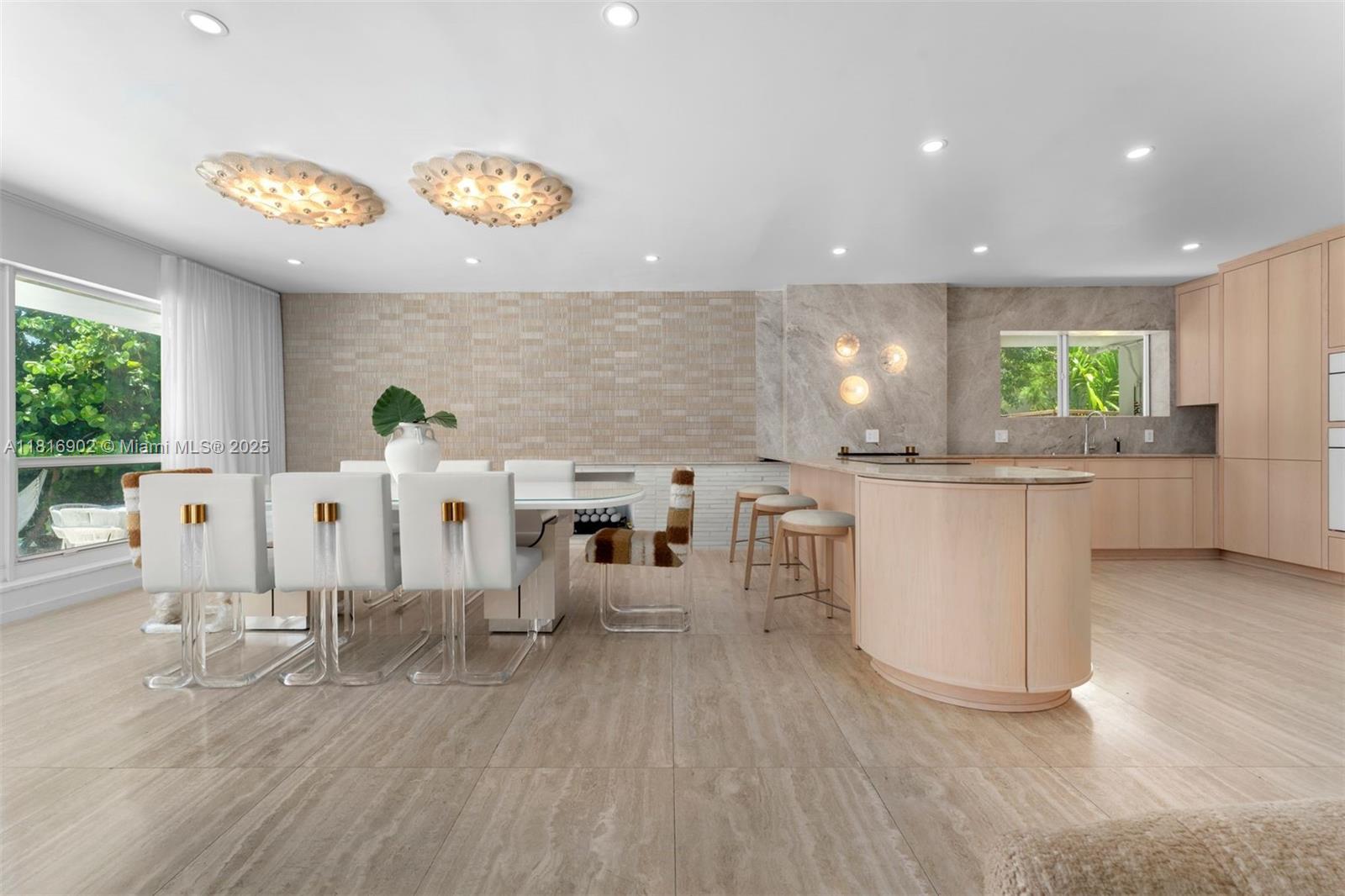 DAVIS HARBOR - Residential