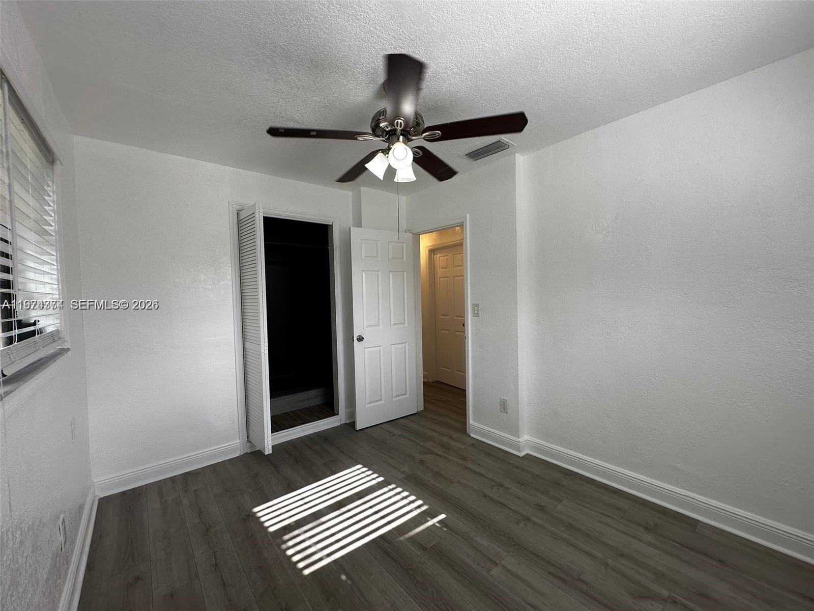 SO MIAMI HEIGHTS MANOR - Residential Lease