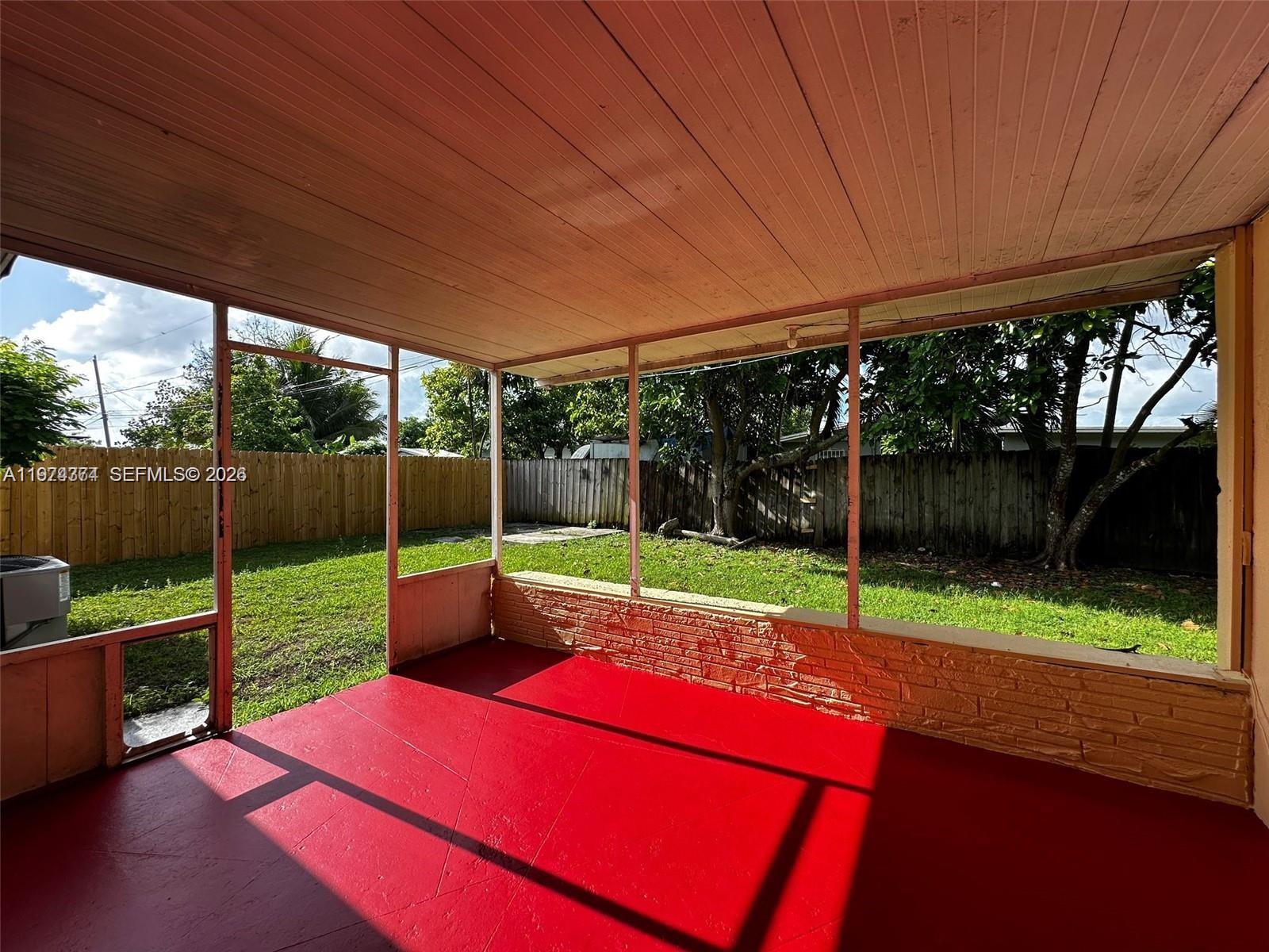 SO MIAMI HEIGHTS MANOR - Residential Lease