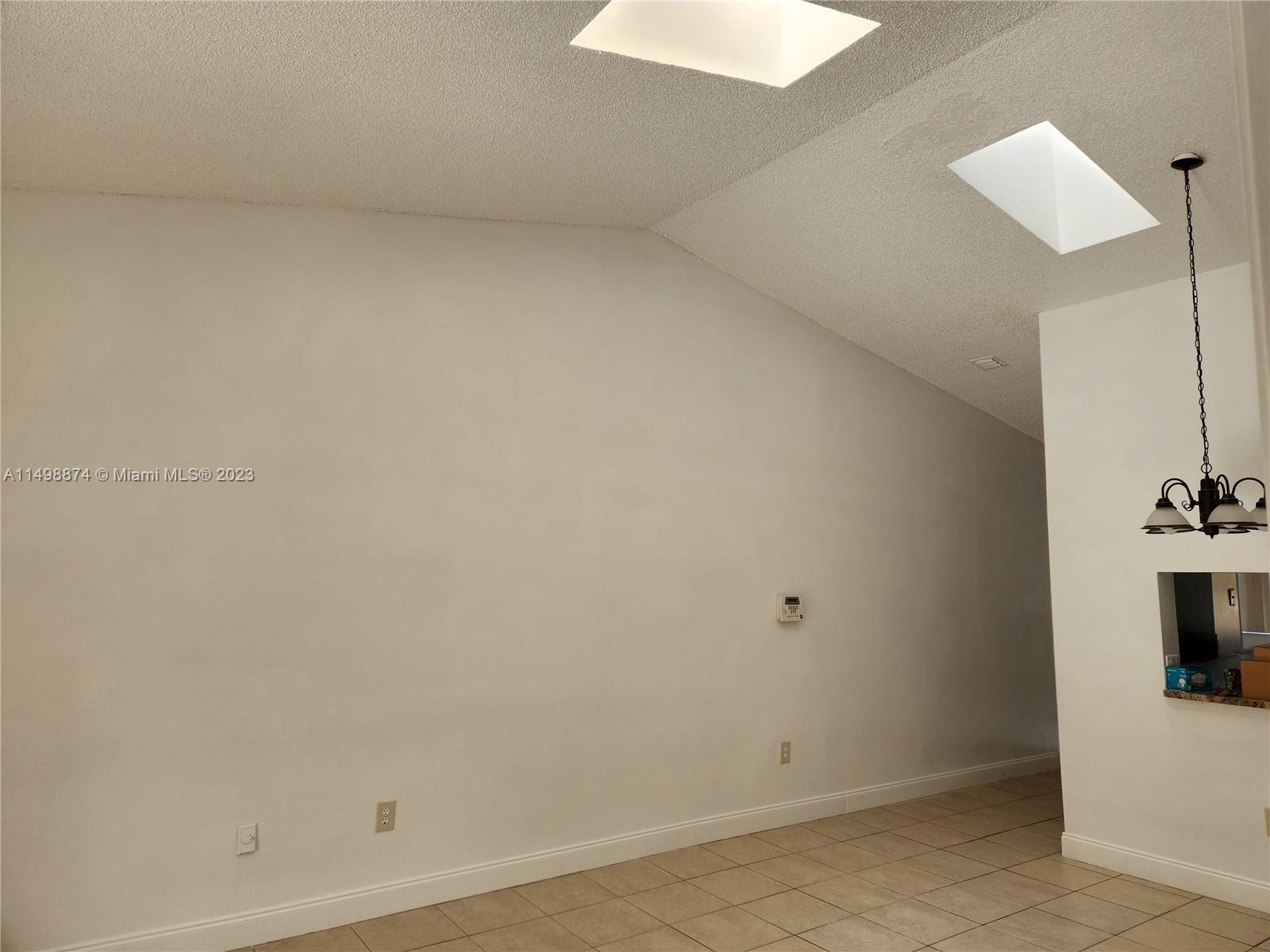 VERANO @ MIRAMAR CONDO - Residential Lease