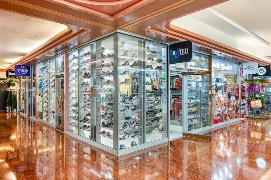 Retail Space available (389sqft) -  strategically amidst the Hilton Doubletree Hotel and Marriott Hotel, this retail space benefits from the constant influx of  tourists. Maximize your visibility and attract a diverse clientele seeking unique shopping experiences. Proximity to luxury hotels ensures a steady flow of potential customers, take advantage of this golden opportunity to establish your brand in a location synonymous with opulence. Whether you're launching a new venture or expanding an existing one, The Grand offers a prestigious address to showcase your business.