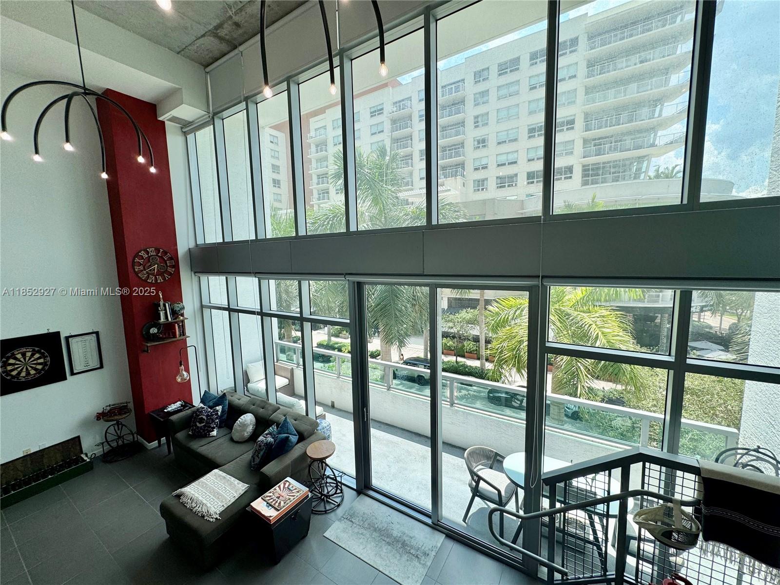 3301 NE 1st Ave M0303