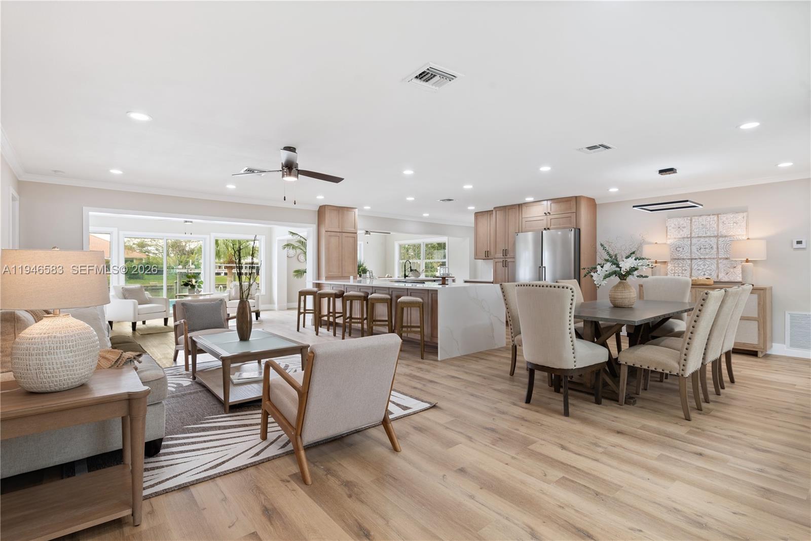 VERO ISLES PLAT NO 6 - Residential