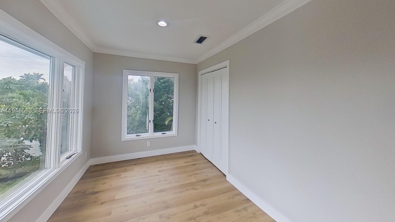 VERO ISLES PLAT NO 6 - Residential