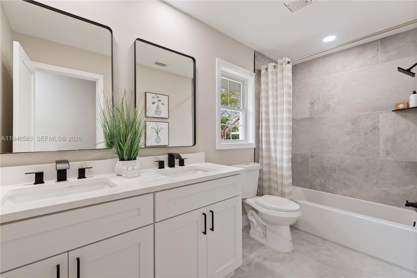 VERO ISLES PLAT NO 6 - Residential