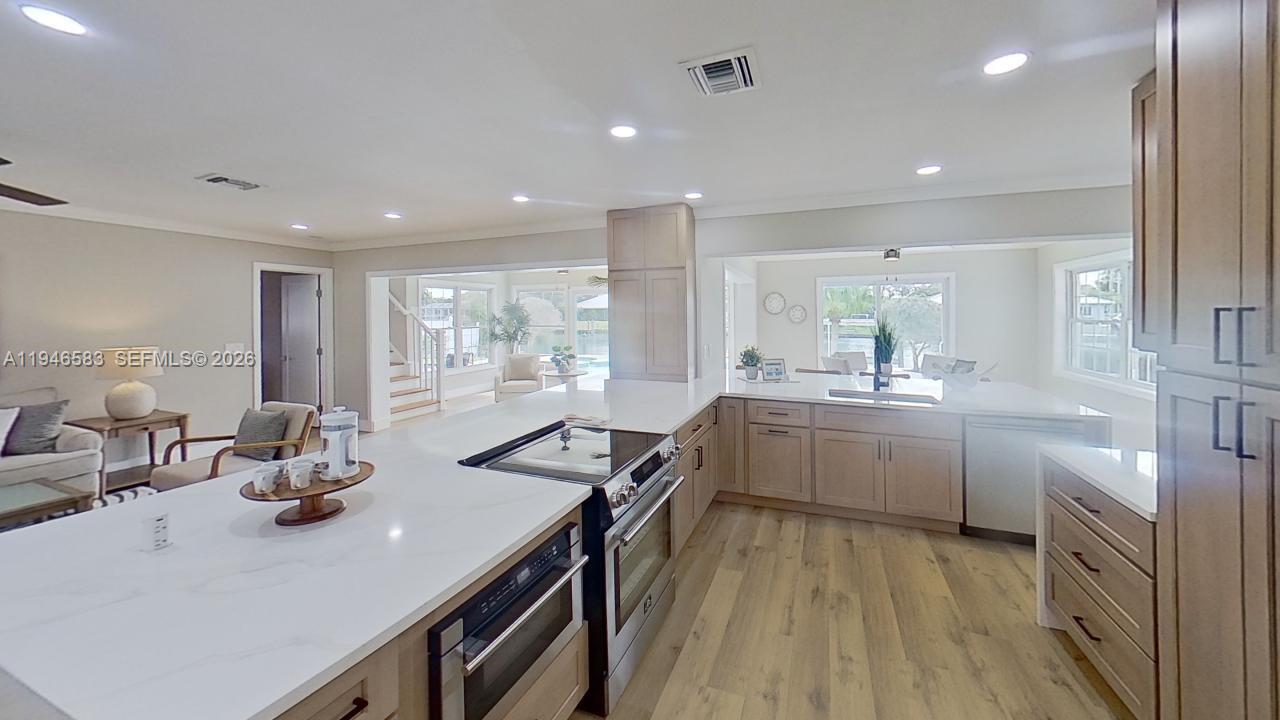 VERO ISLES PLAT NO 6 - Residential