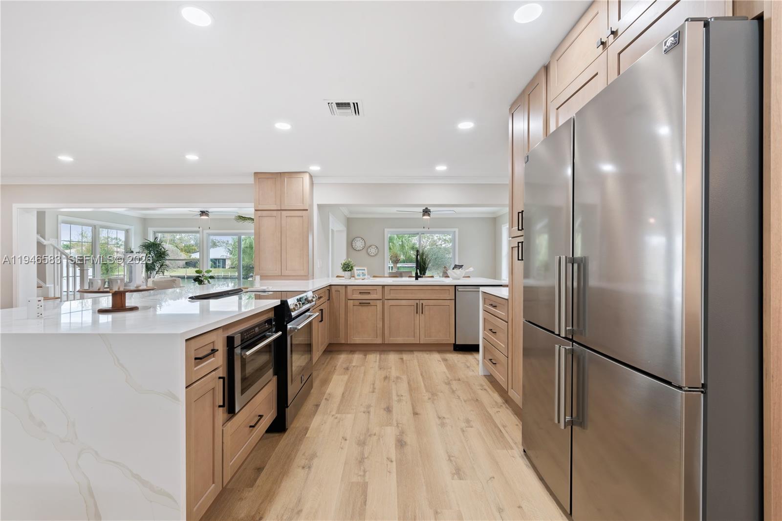 VERO ISLES PLAT NO 6 - Residential