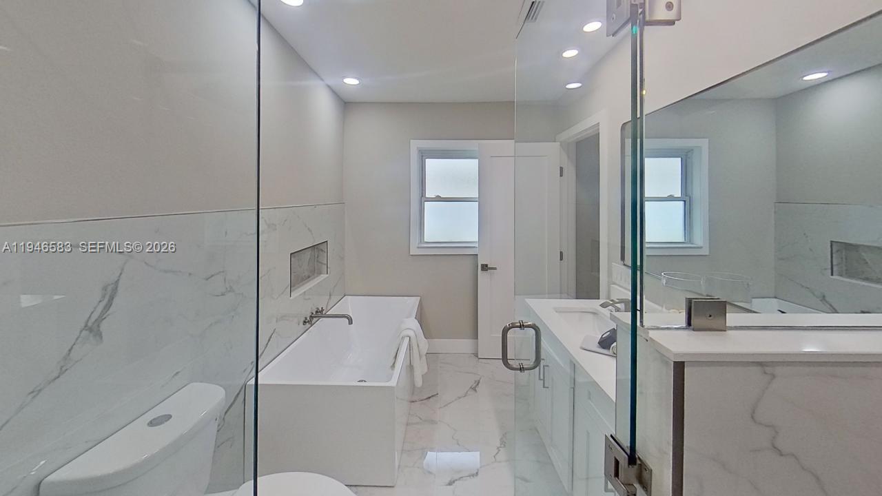 VERO ISLES PLAT NO 6 - Residential