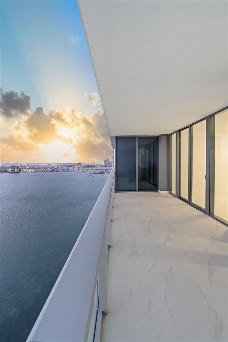 Aria Reserve South Tower - Residential