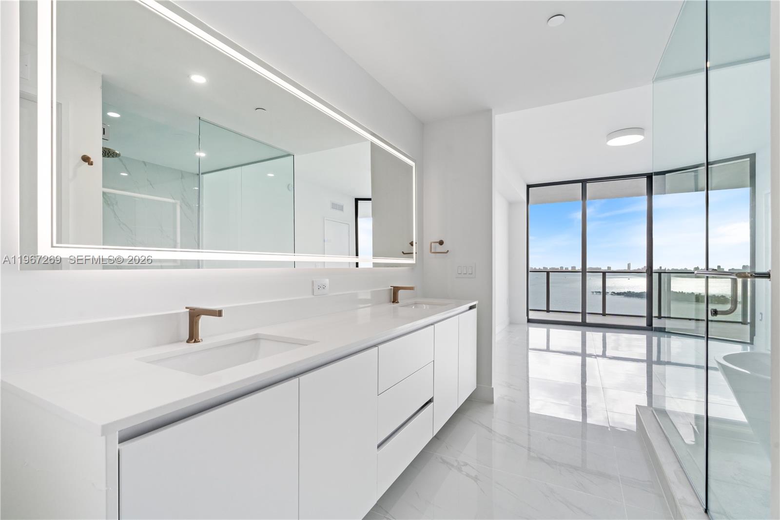 Aria Reserve South Tower - Residential
