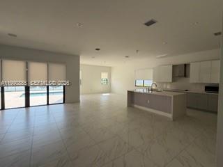 TUSCAN ISLES - Residential