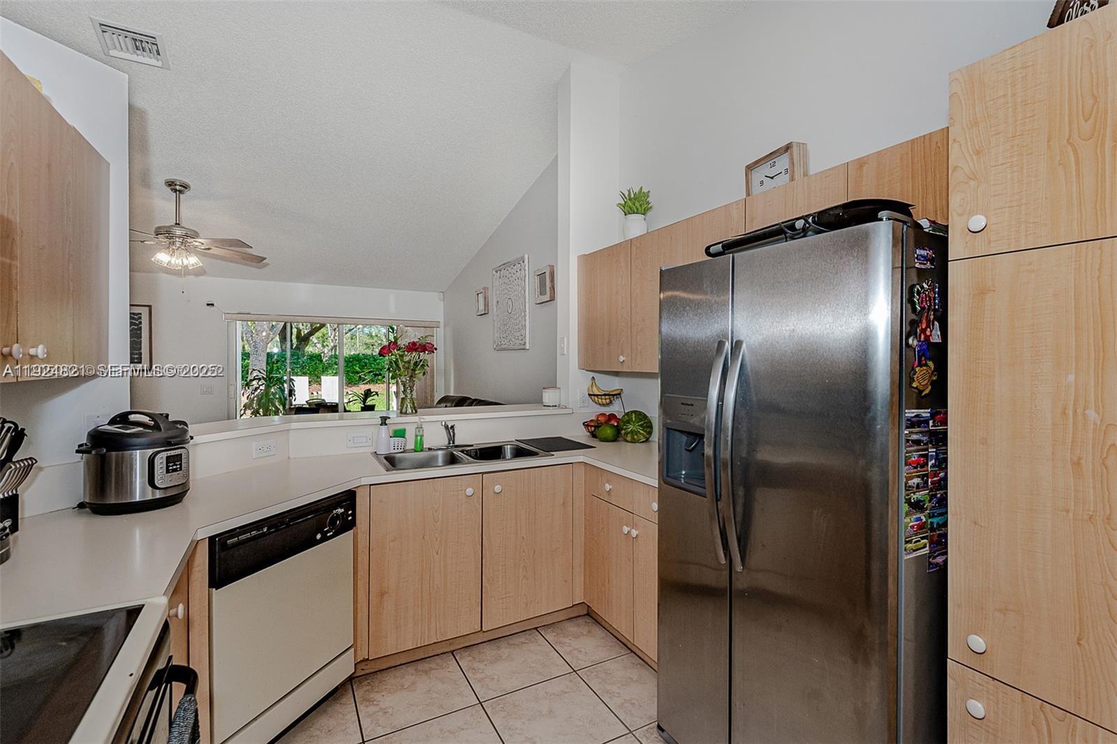 SECTOR 2-PARCELS 21A 25 2 - Residential Lease