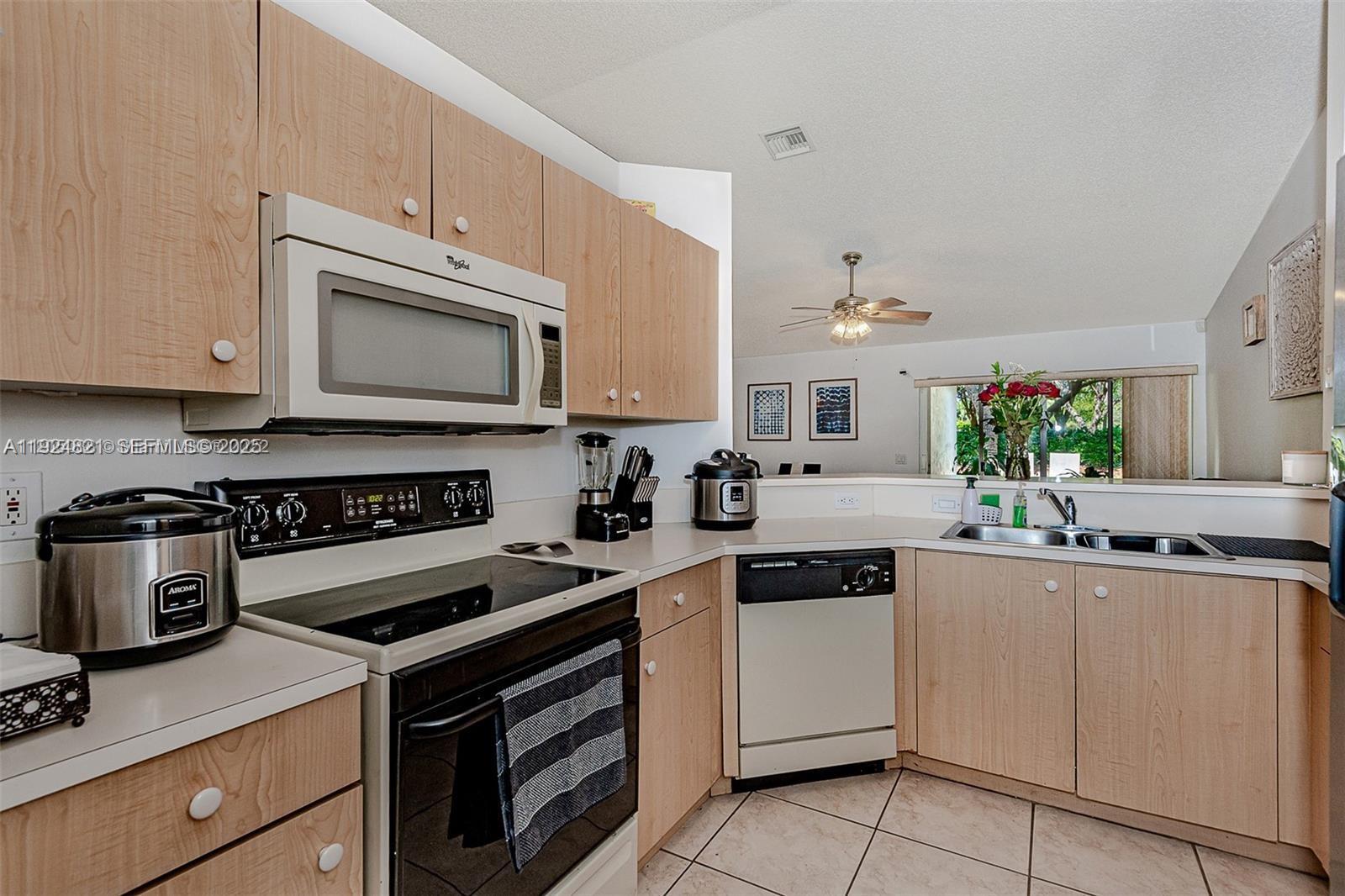 SECTOR 2-PARCELS 21A 25 2 - Residential Lease