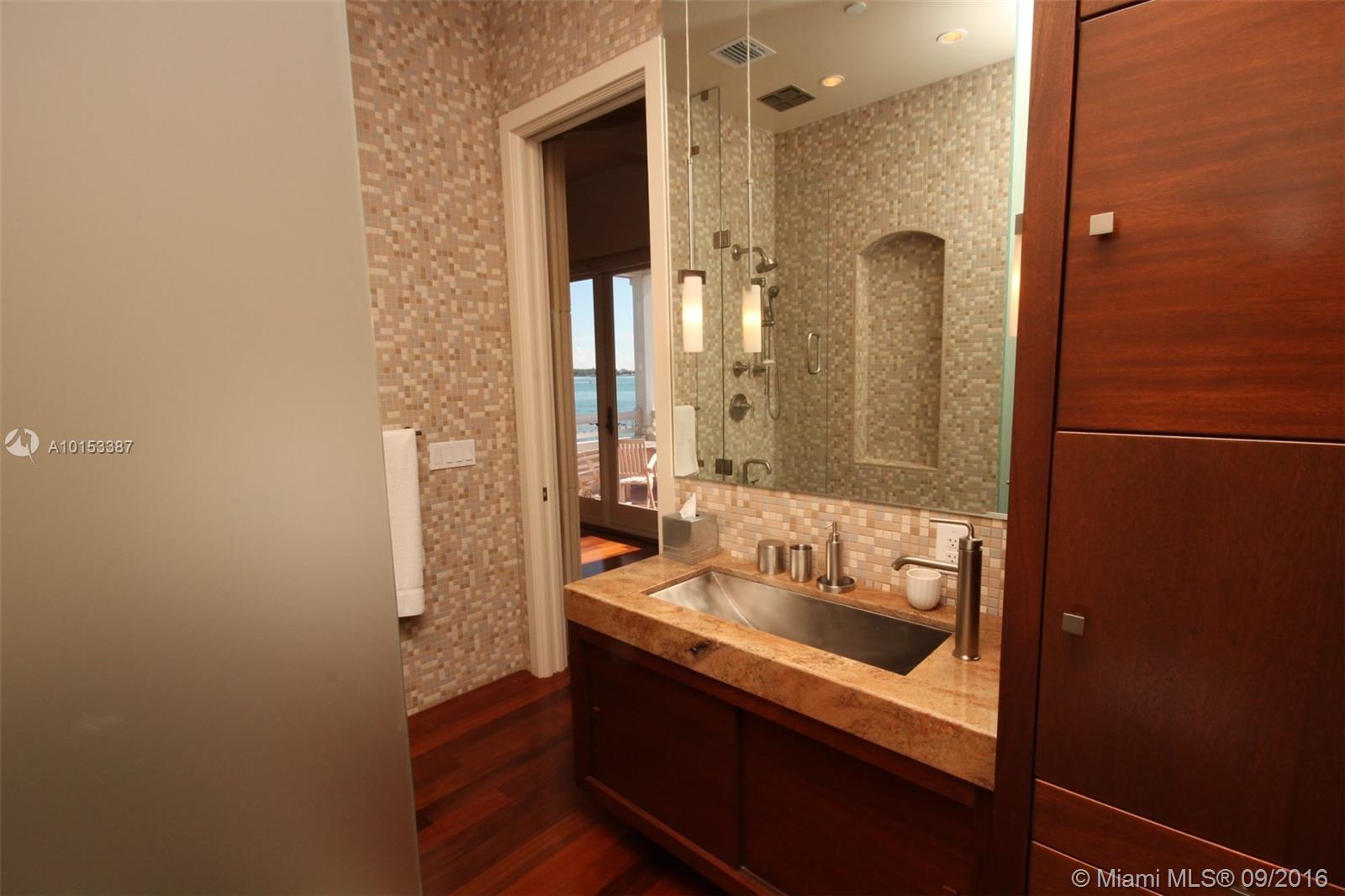 Sunset Key - Residential