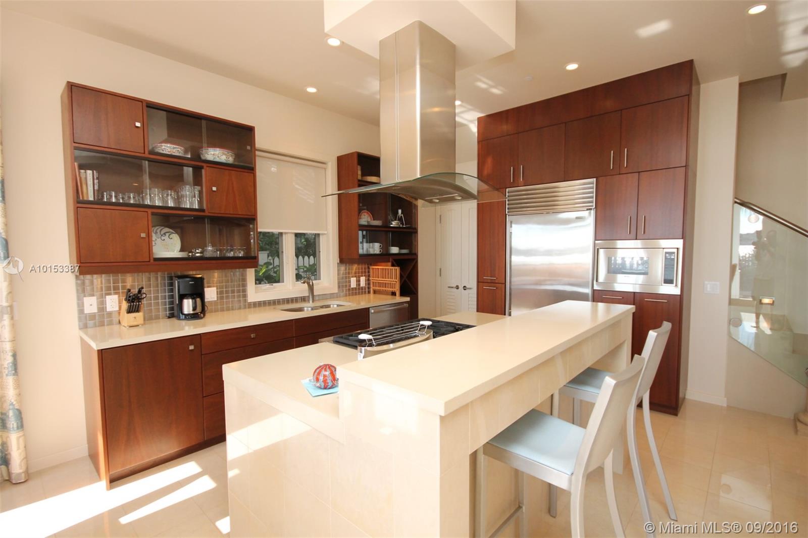 Sunset Key - Residential