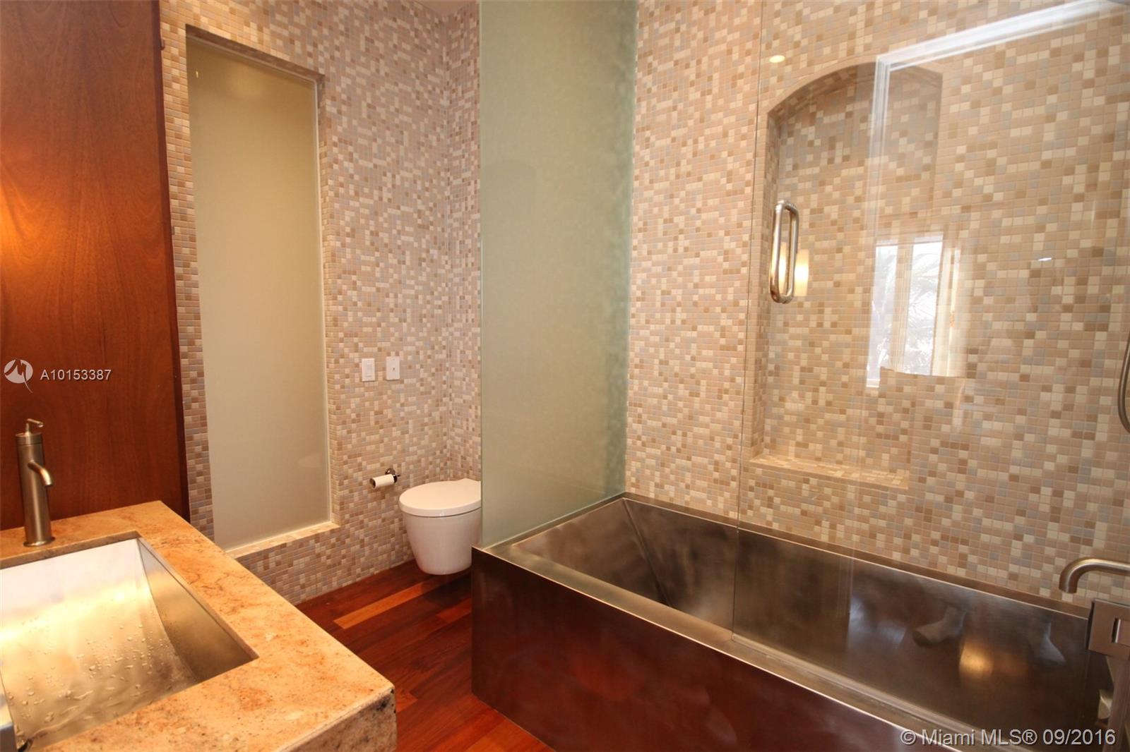 Sunset Key - Residential