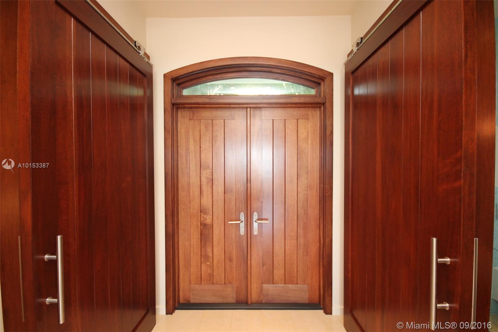 Sunset Key - Residential