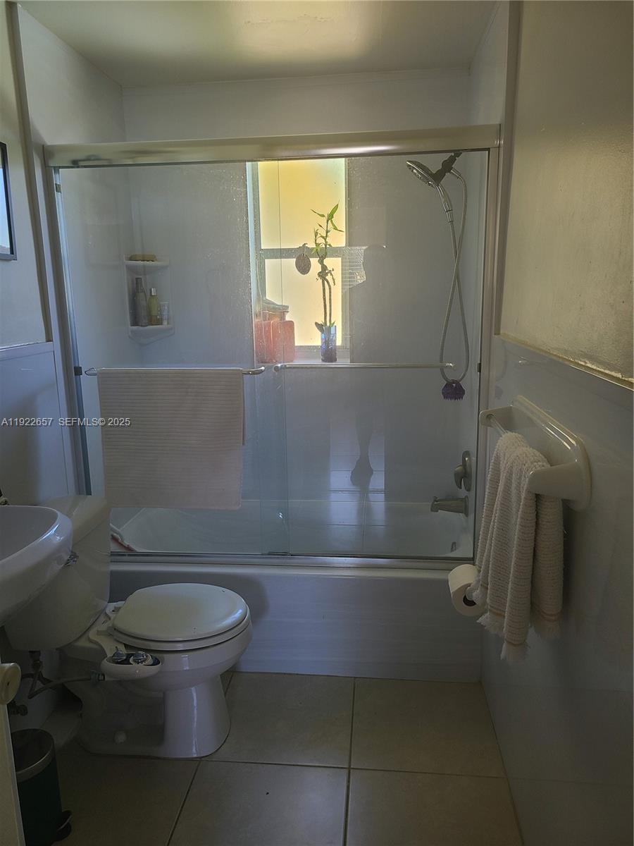 VICTORIA PARK GARDEN COND - Residential Lease