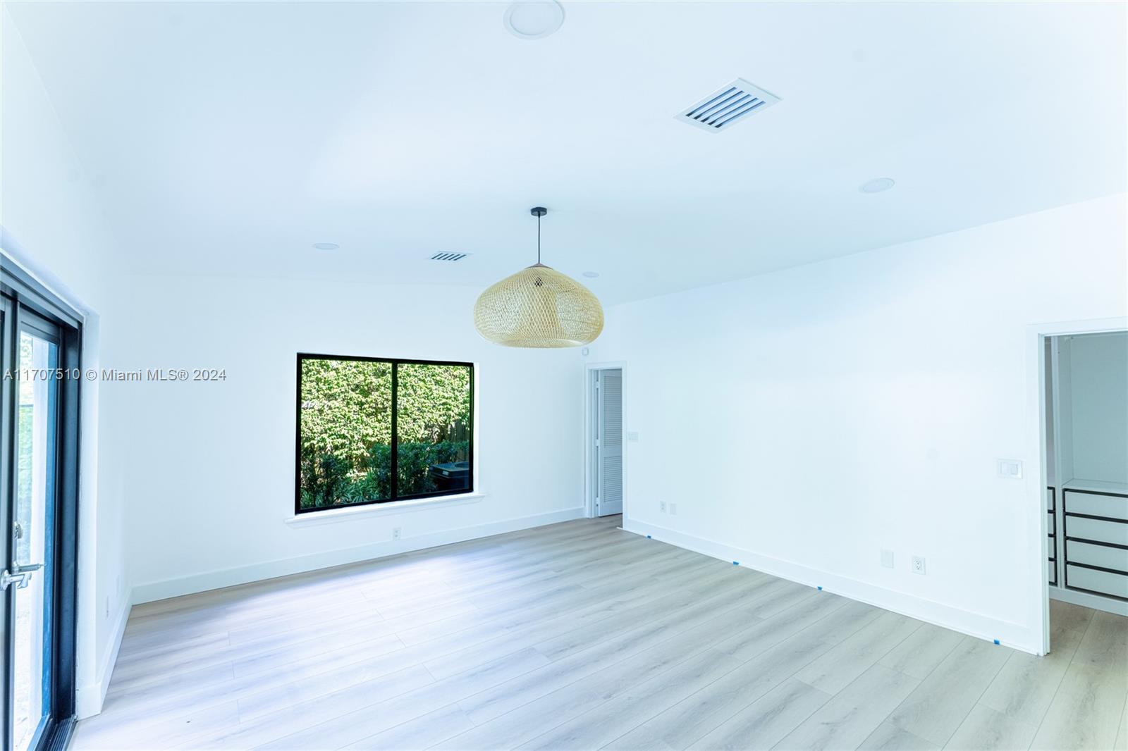 Sunset Harbour - Residential