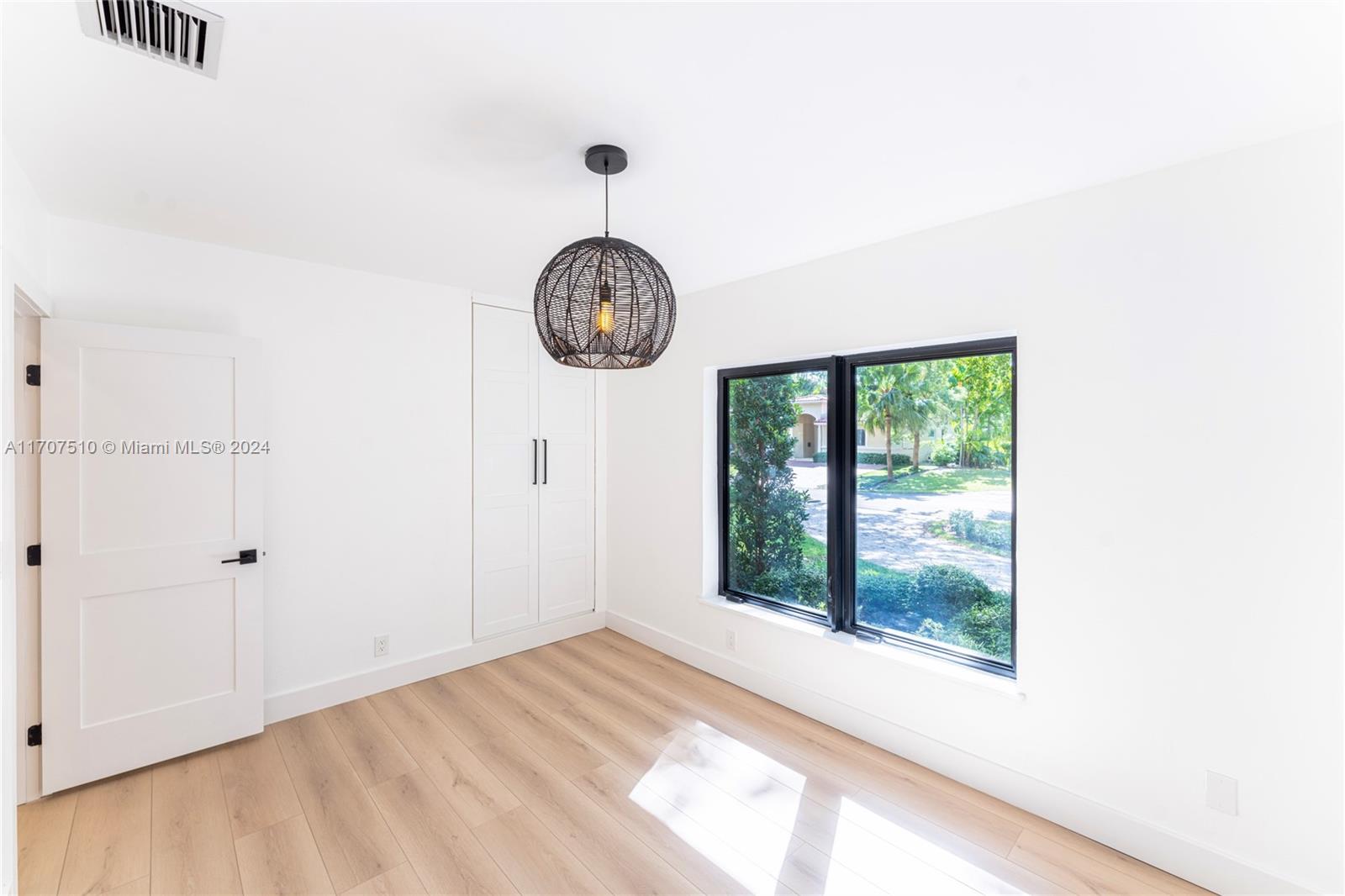 Sunset Harbour - Residential