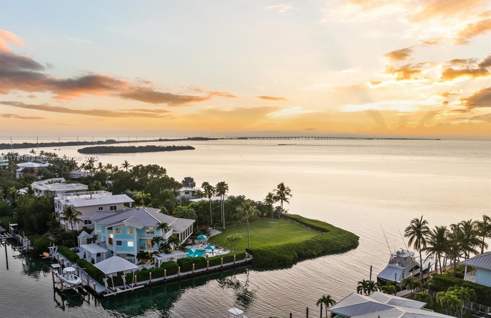 SAFETY HARBOR SEC 1 - Residential