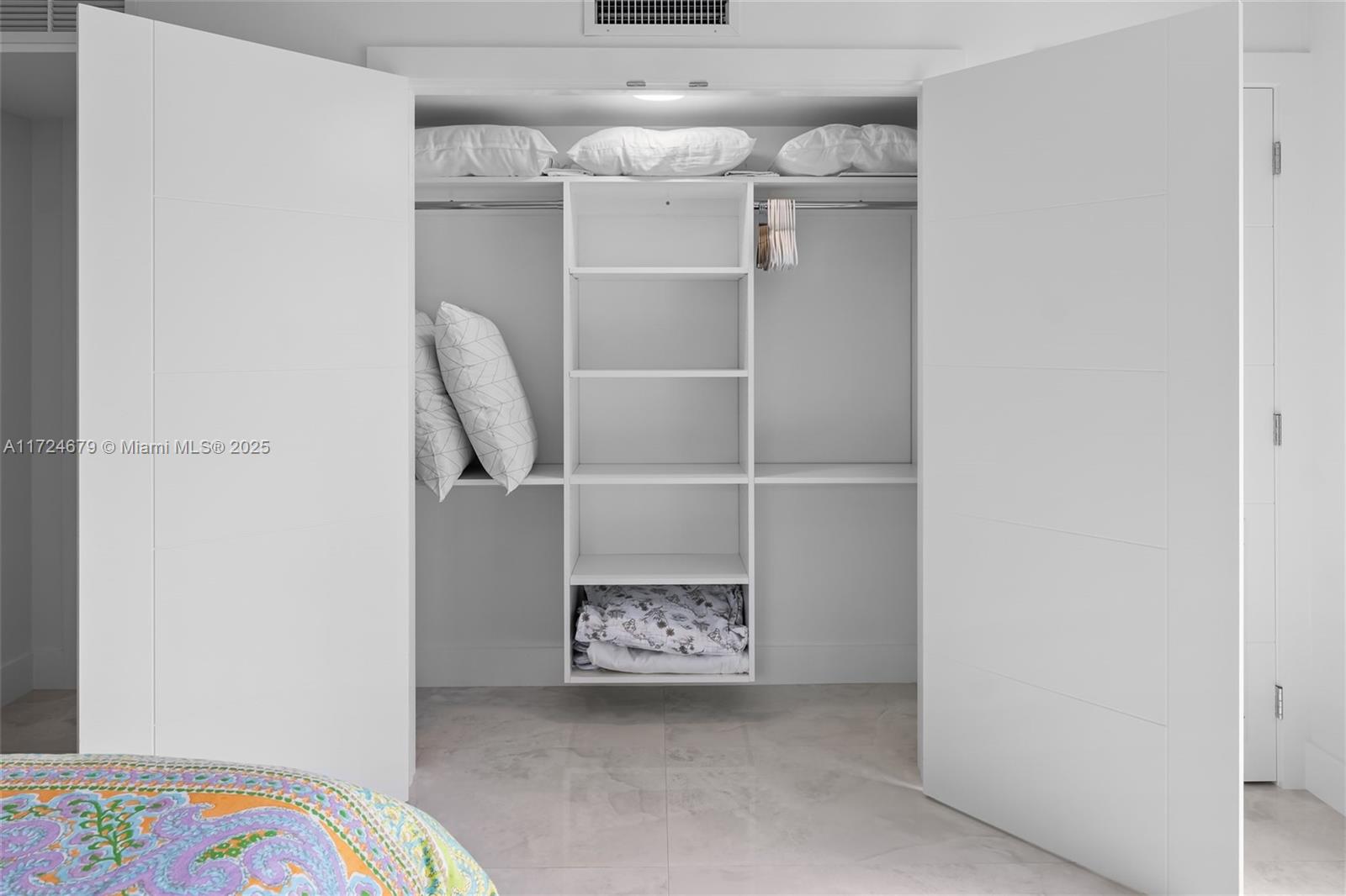 SAFETY HARBOR SEC 1 - Residential