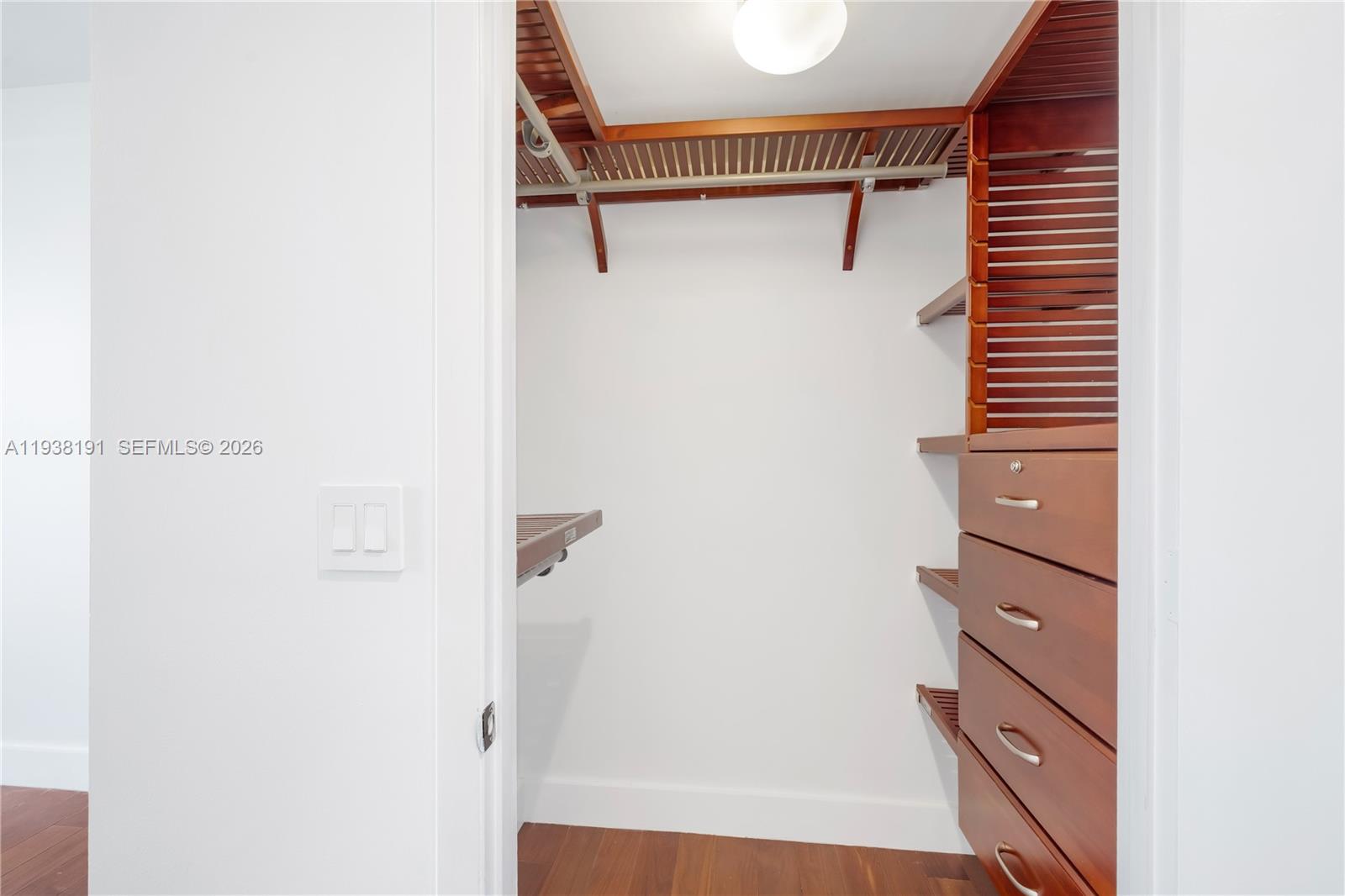 495 Brickell Ave 4605