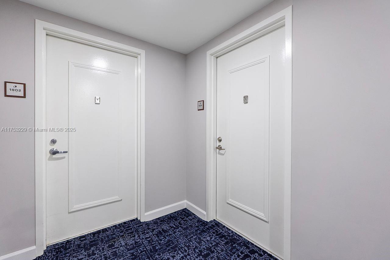 METROPOLIS II AT DADELAND - Residential