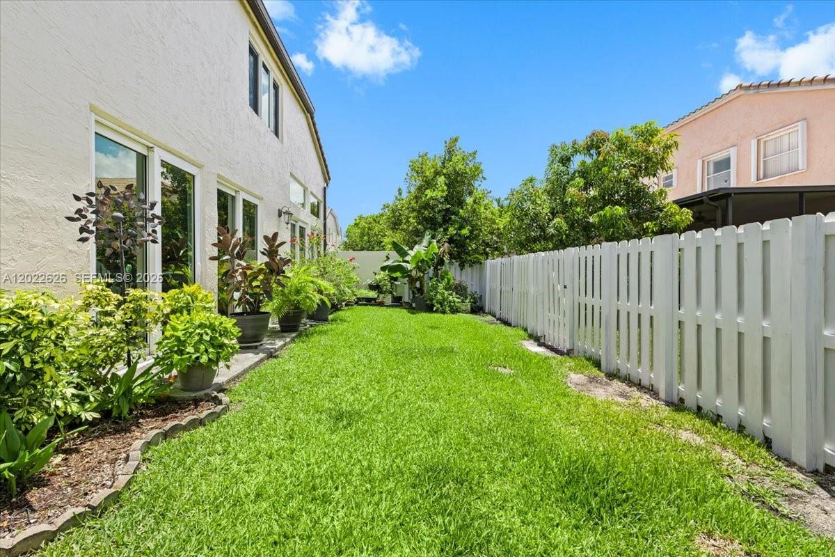 TOWNGATE - Residential