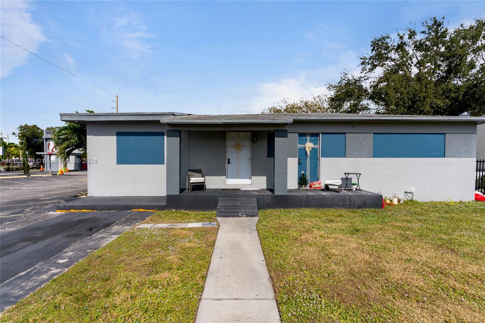 Calling all investors and developers! Come see this oversized single family home in the heart of Ft. Lauderdale! The home is situated and connected to a school and will be sold with the school! This home has 2 oversized BR/ 2.5 baths! Located close to the beach, restaurants, and 10 min from airport!! The endless possibilities of this home being rezoned for commercial office, additional classroom , or even residential duplex!!!!
Sold As-Is, POF required, DU pre approval required, and NDA will be required prior to showings! Contact listing agents for further information !