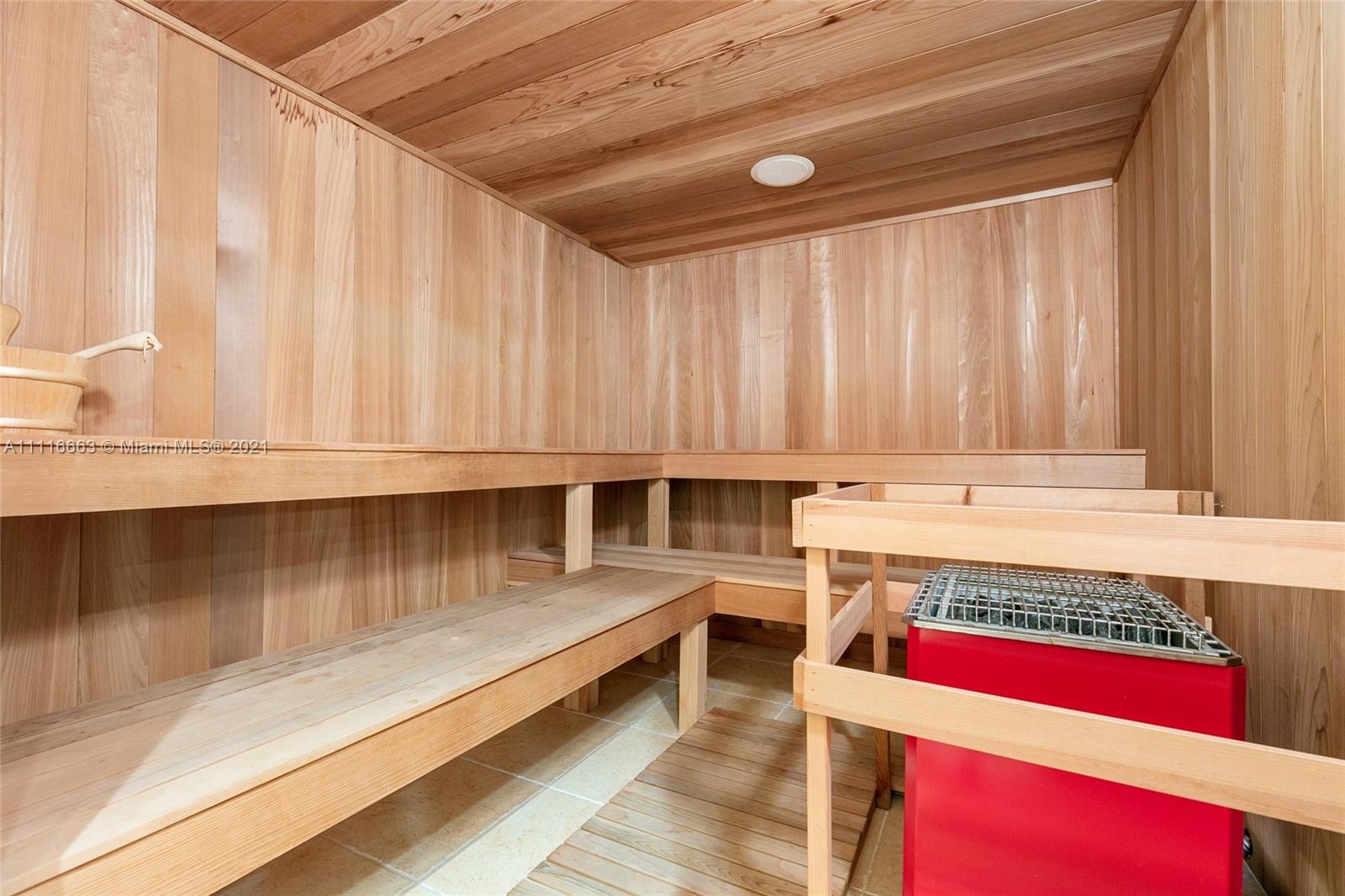 ONE WATERMARK PLACE OF TH - Residential