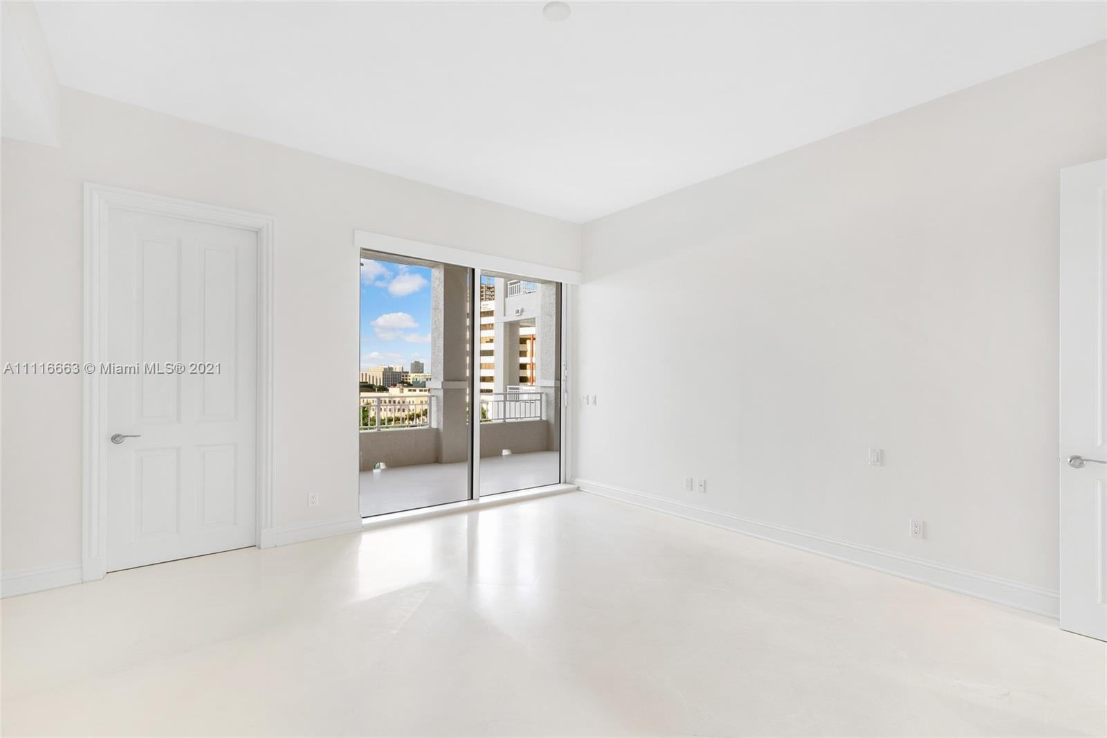 ONE WATERMARK PLACE OF TH - Residential