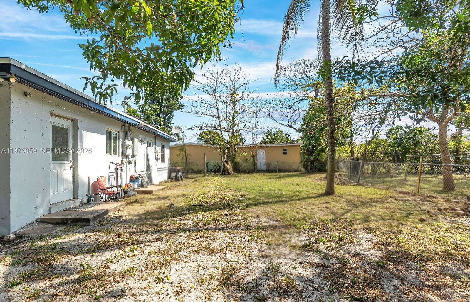 BROWARD ESTATES SEC 1 - Residential