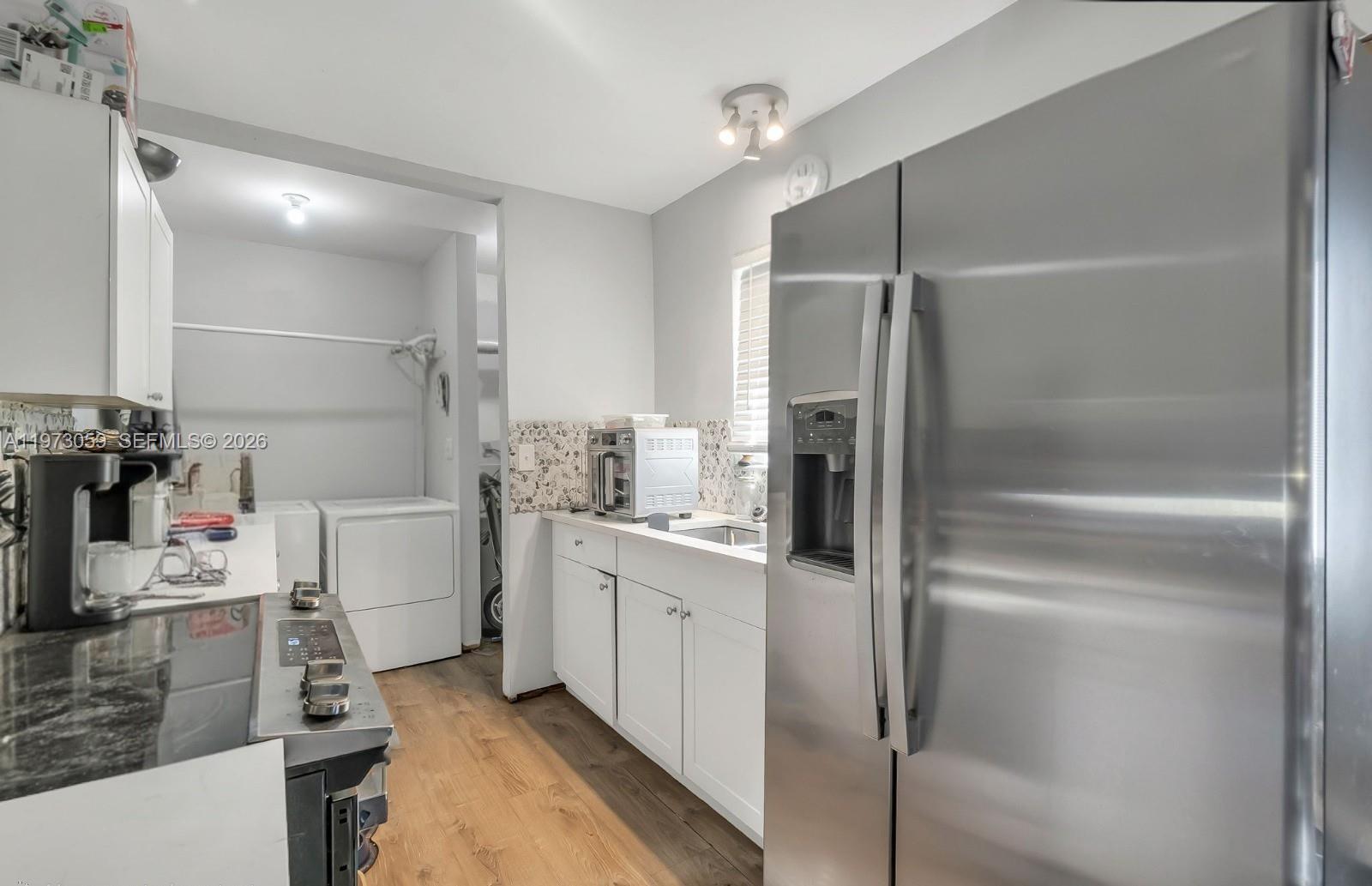 BROWARD ESTATES SEC 1 - Residential