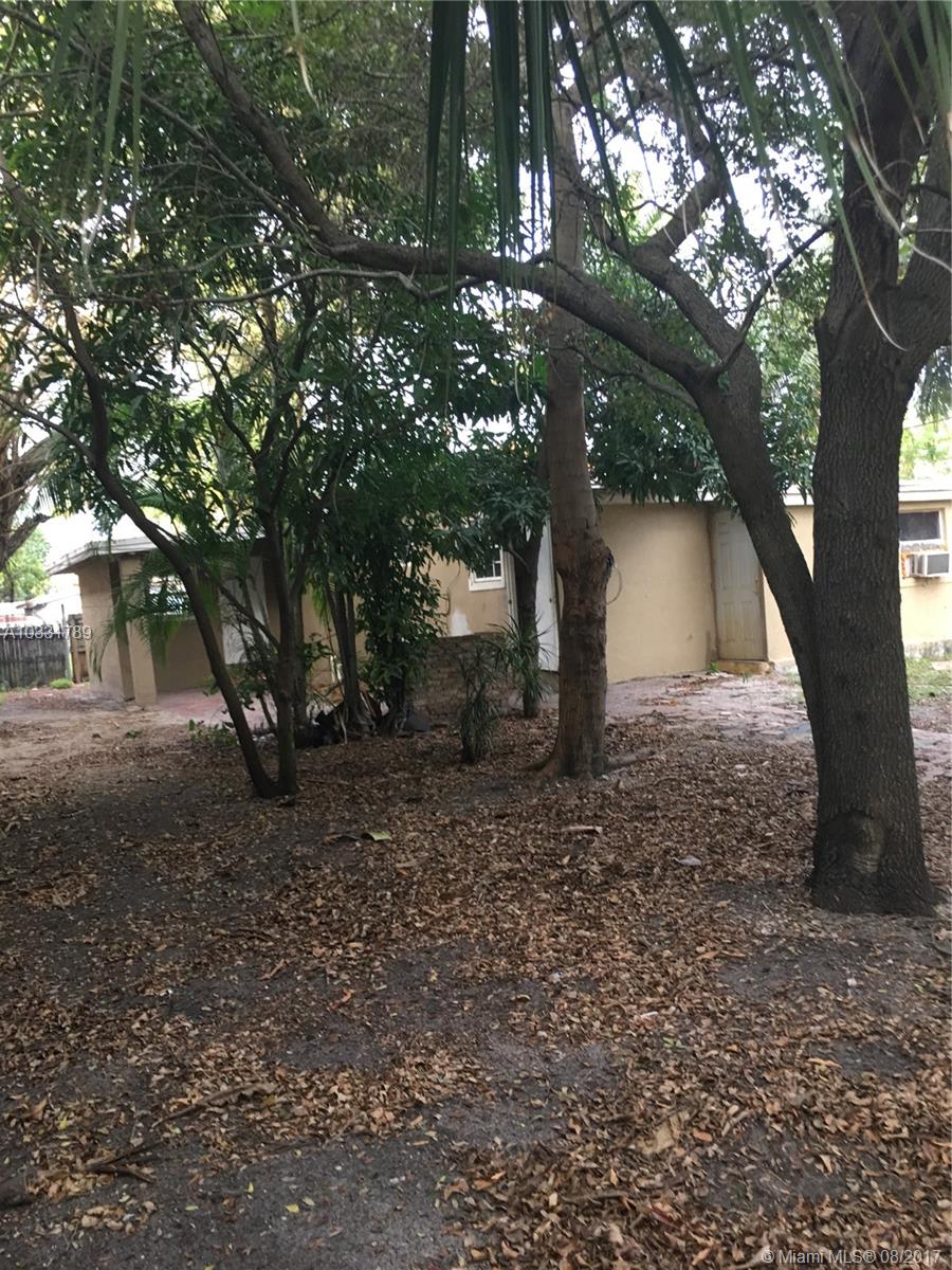 LAFAYETTE HOMESITES - Residential