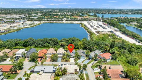Tiny photo for 631 SW 176th Ave, Pembroke Pines, FL 33029 (MLS # A12077062)