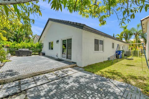 Tiny photo for 631 SW 176th Ave, Pembroke Pines, FL 33029 (MLS # A12077062)