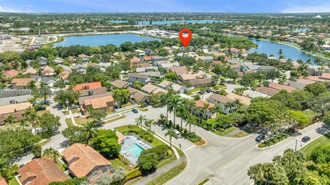 Tiny photo for 631 SW 176th Ave, Pembroke Pines, FL 33029 (MLS # A12077062)