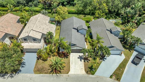 Tiny photo for 631 SW 176th Ave, Pembroke Pines, FL 33029 (MLS # A12077062)