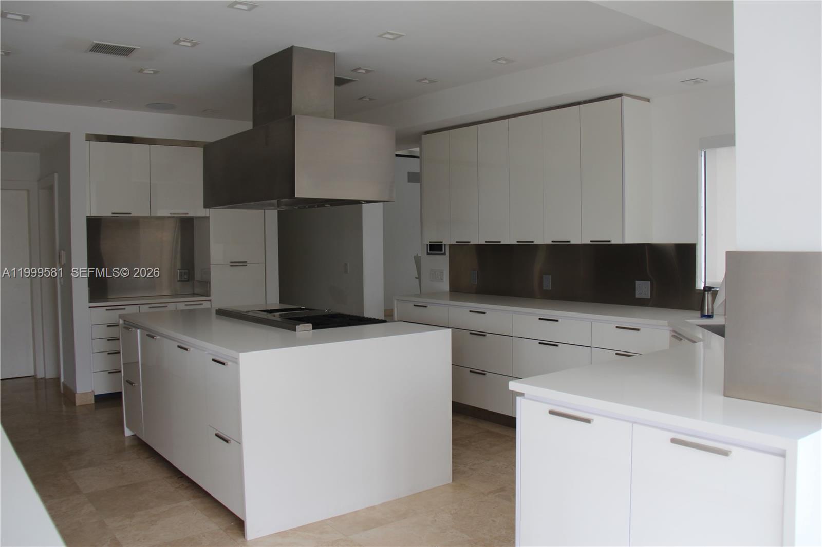 CORAL ISLES - Residential