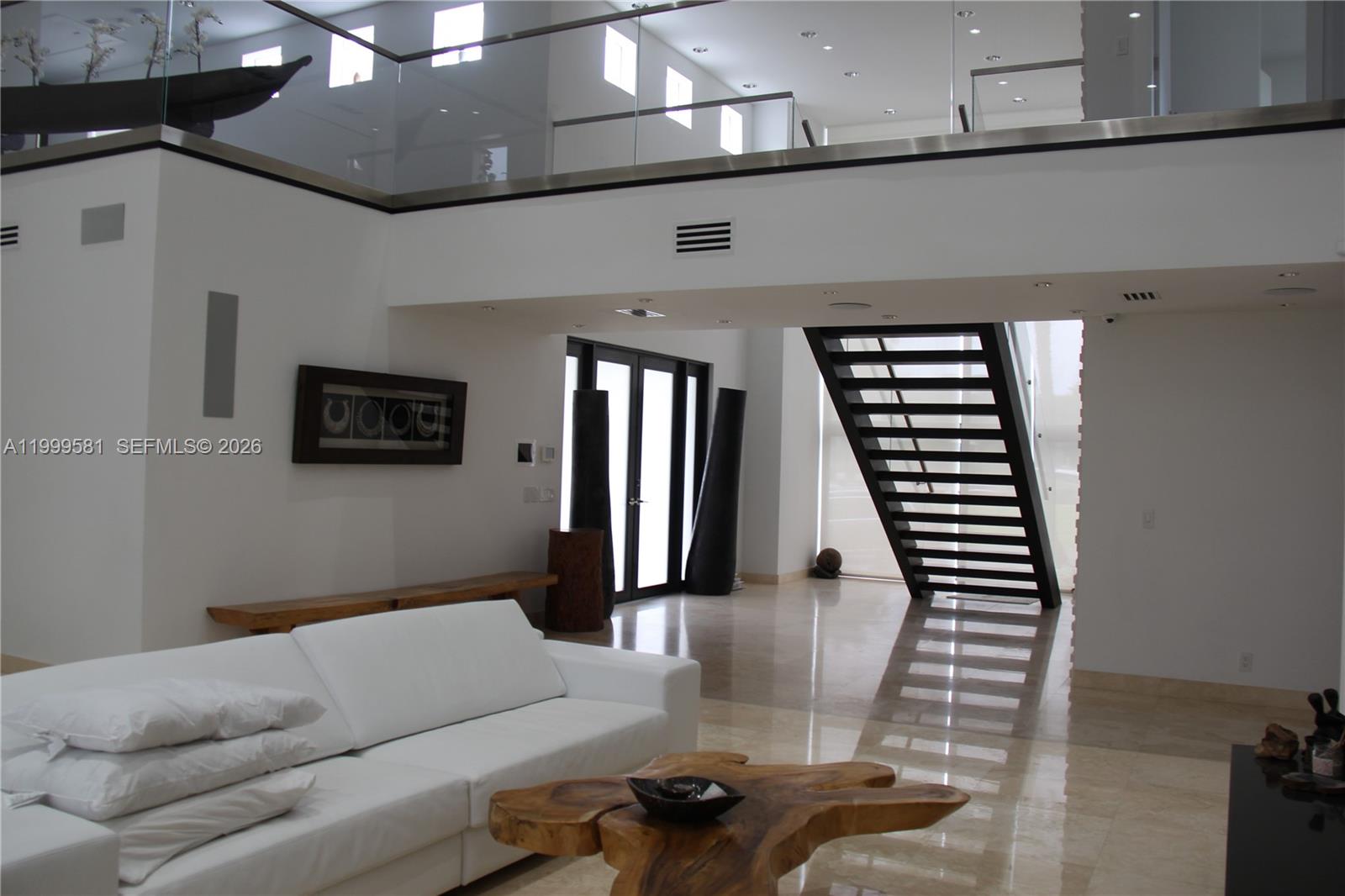 CORAL ISLES - Residential