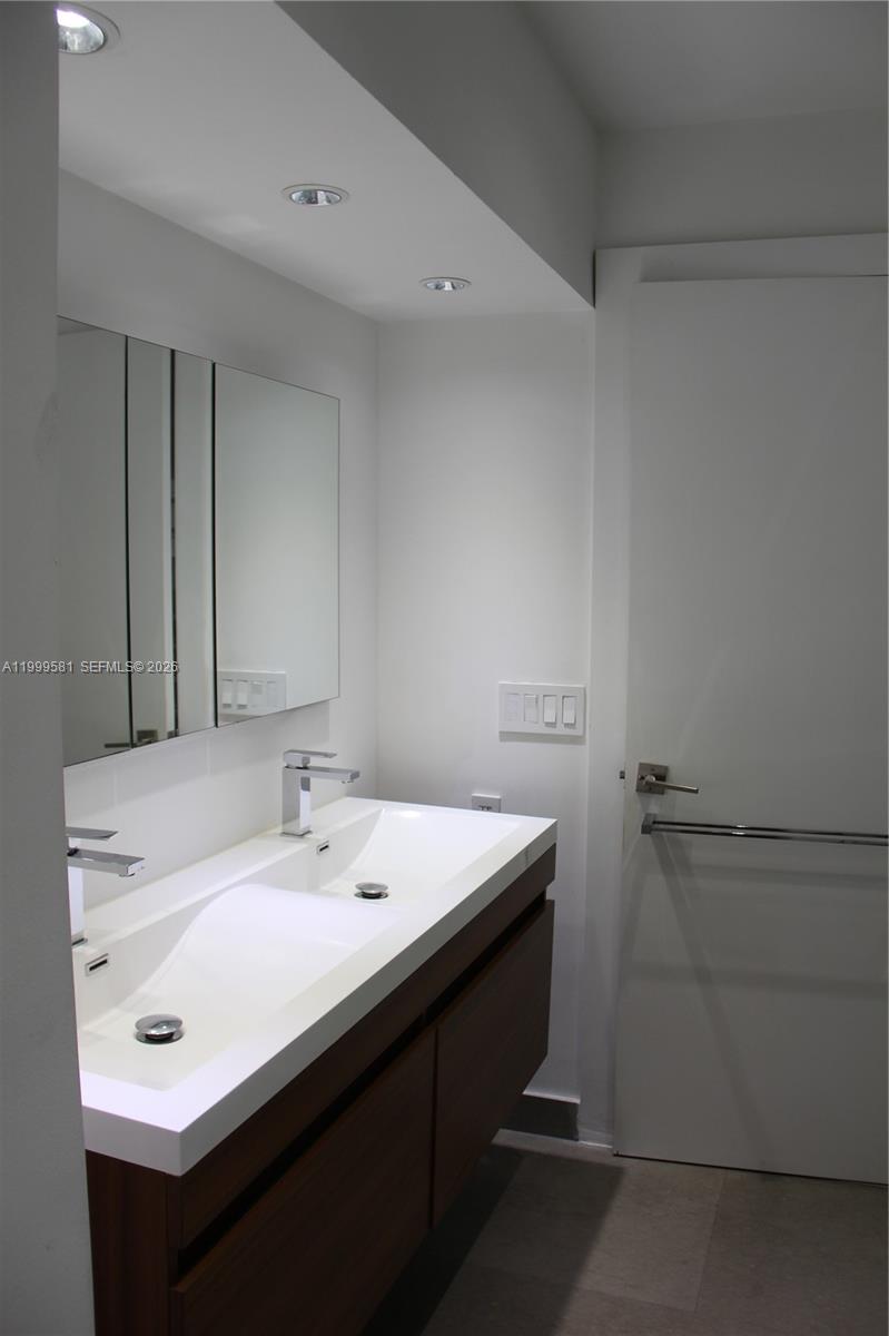 CORAL ISLES - Residential