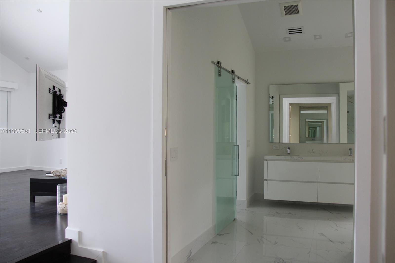 CORAL ISLES - Residential