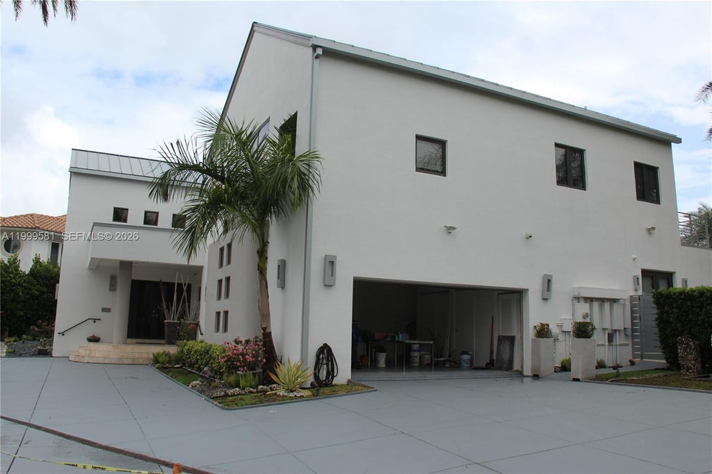 Photo of 540 Lido Dr, Fort Lauderdale, FL 33301 (MLS # A11999581)