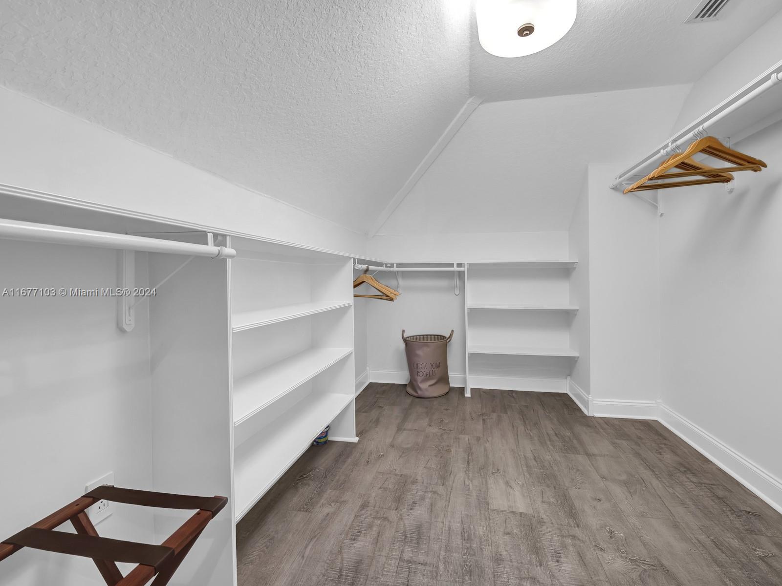 STILLWRIGHT POINT NO 2 - Residential Lease