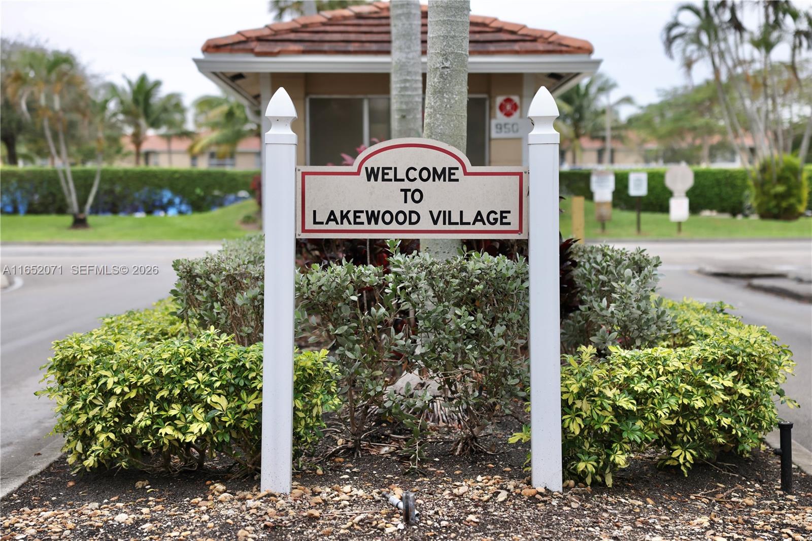 LAKEWOOD VILLAGE - Residential
