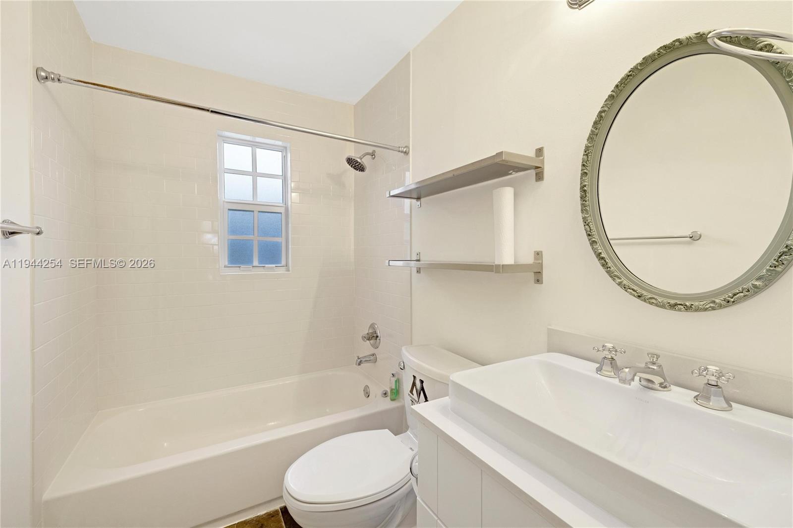 CENTRAL MIAMI PT 3 - Residential Lease